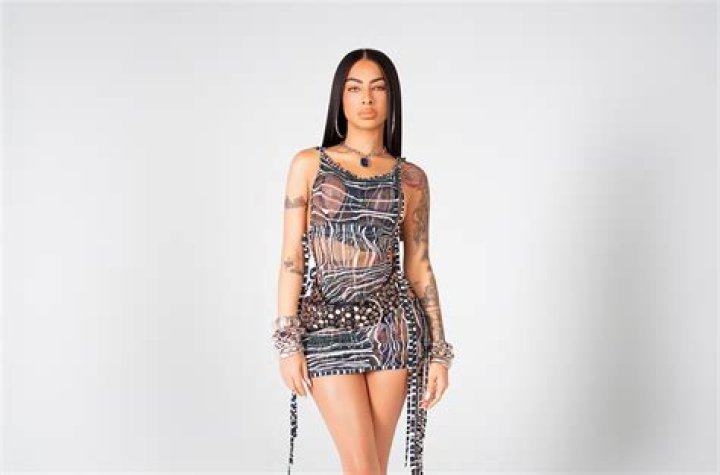 Anuel AA Yailin La Ms Viral Relationship Timeline, Explained