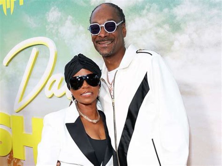 Snoop Dogg's Manager Also Happens to Be His Wife! What to Know About Shante Broadus